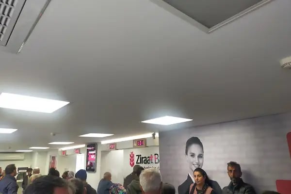 Ziraat Bankası Kozan/Adana Şubesi - Resim 1