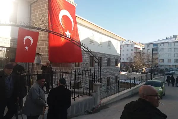 Şehitler Gaziler Camii - Resim 6