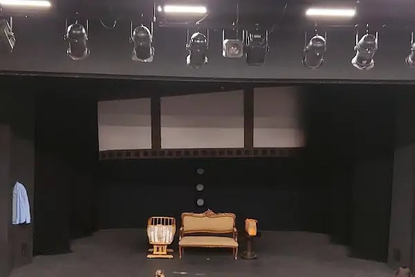 Bornova Belediyesi Şehir Tiyatrosu - Resim 5