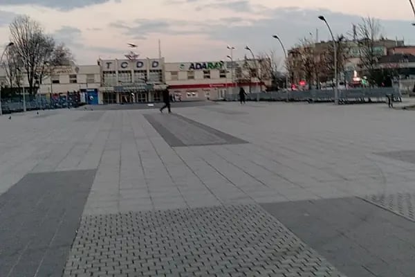 TCDD Adapazarı Tren İstasyonu - Resim 16