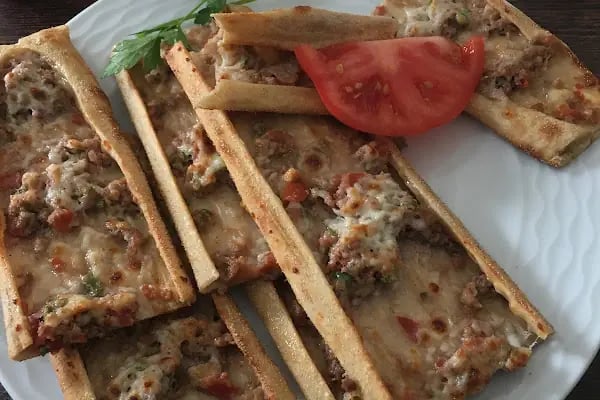 Oben Etli Ekmek - Resim 1