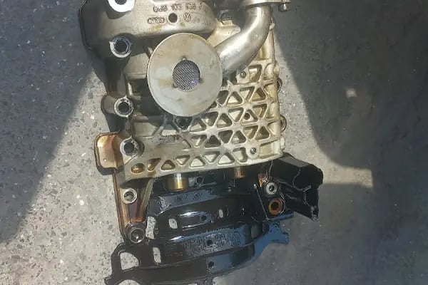 Vefa Otomotiv | Audi Doktoru Mehmet Akbaba Usta | Oto Tamirci - Resim 6