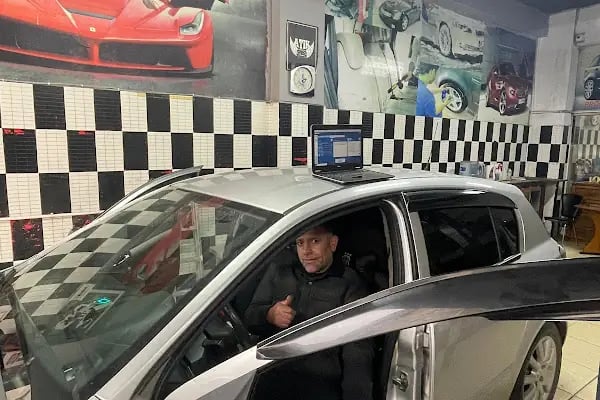 Vefa Otomotiv | Audi Doktoru Mehmet Akbaba Usta | Oto Tamirci - Resim 8