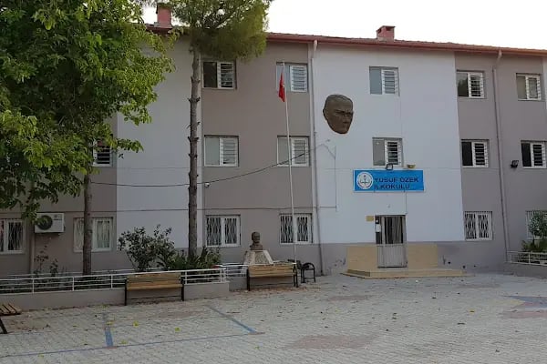Yusuf Özek İlkokulu - Resim 17