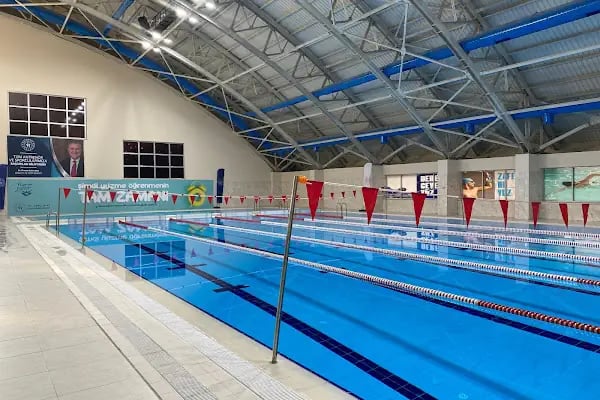 Selçuklu Hocacihan Yarı Olimpik Yüzme Havuzu - Resim 4