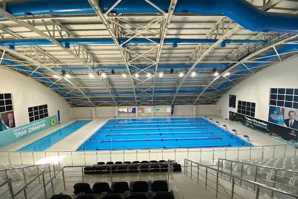 Selçuklu Hocacihan Yarı Olimpik Yüzme Havuzu - Resim 1