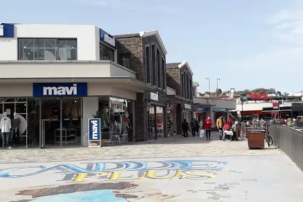 CADDE PLUS Alışveriş Merkezi - Resim 5