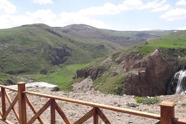 KELLE TİME ŞELALESİ SUSUZ/KARS - Resim 3