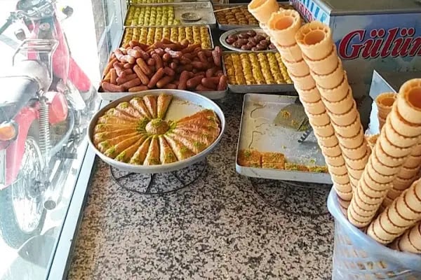 Gülüm Pastanesi - Resim 11