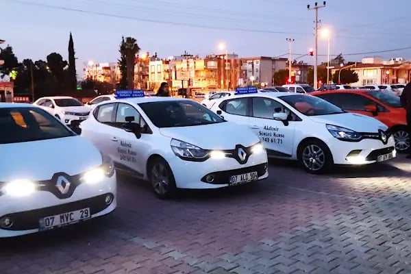 AKDENİZ SÜRÜCÜ KURSU - Resim 16