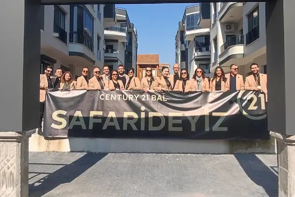 Century 21 Bal - Resim 6