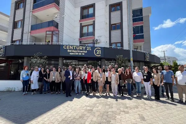 Century 21 Bal - Resim 12