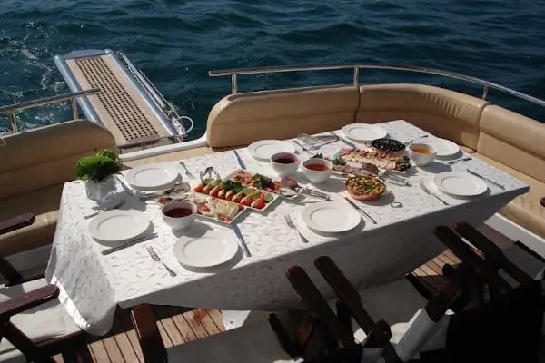 Kiralık Yat istanbul - Resim 10
