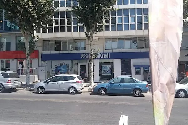 Yapı Kredi - Güneşli Metro Şubesi - Resim 2