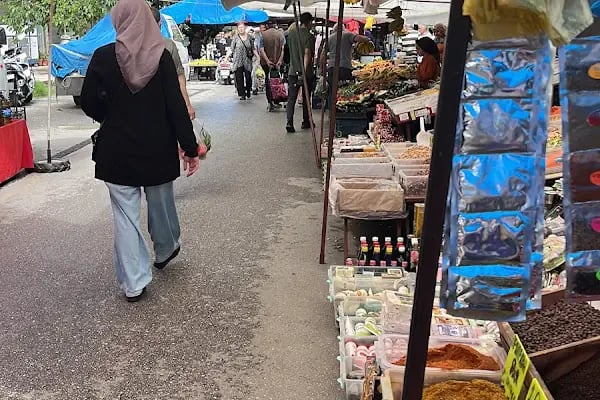 Local’s market on Sundays - Resim 8