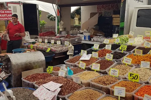 Local’s market on Sundays - Resim 17