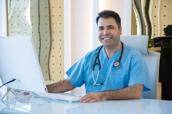 Doç. Dr. Muharrem Taşkoparan Gastroenteroloji Uzmanı Endoskopi ve Kolonoskopi Merkezi Ankara - Resim 2