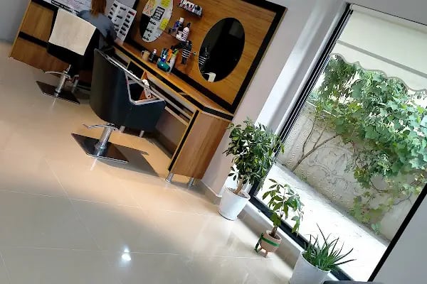 Sema kuaför ve güzellik salonu - Resim 1