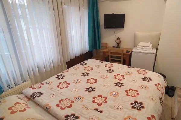 Büyükada Görkemli Hotel&Cafe - Resim 20