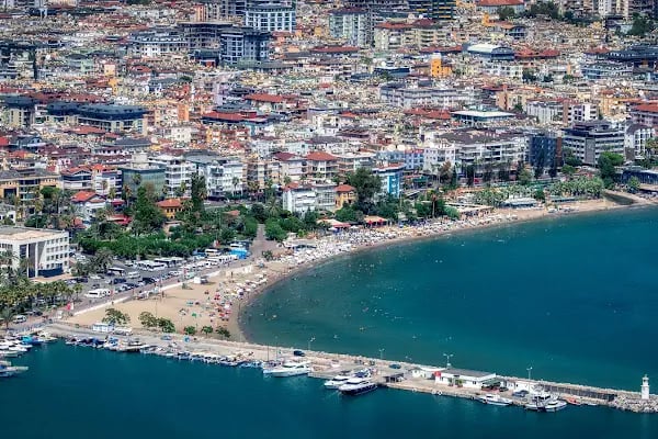 Alanya Belediyesi Halk Plajı - Resim 11