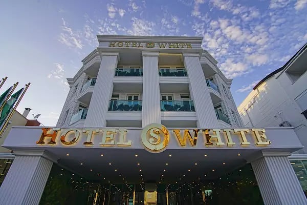 Hotel S White - Resim 7