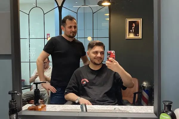 Fatih Çalan Barber Shop - Resim 8
