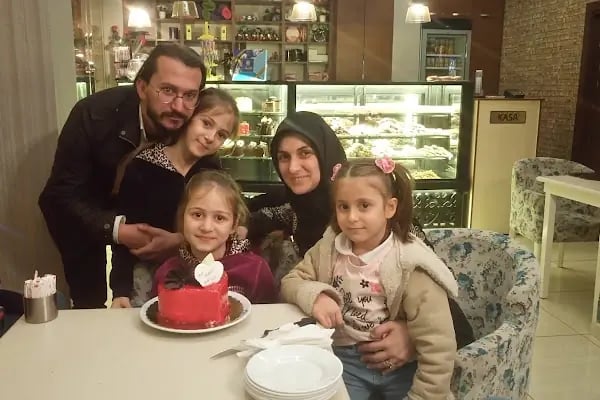 Hamarat Eller - Akçaabat'ta Baklava TatlıSimit Poğaça Börek - Resim 17