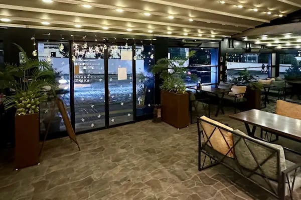 Hamarat Eller - Akçaabat'ta Baklava TatlıSimit Poğaça Börek - Resim 4