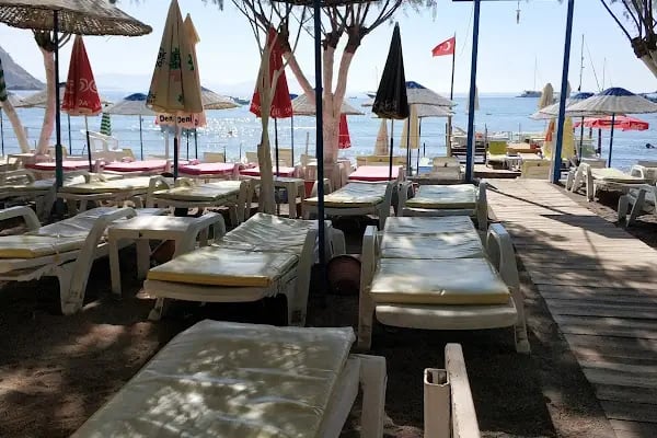 Emrah Hotel Restaurant Beach - Resim 1