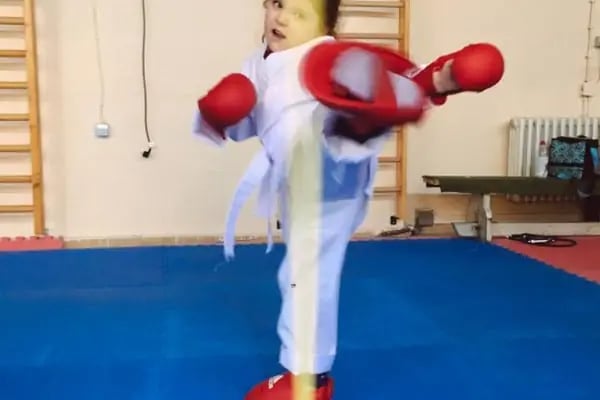 MCBÜ Uzakdoğu Sporları Salonu - Resim 6