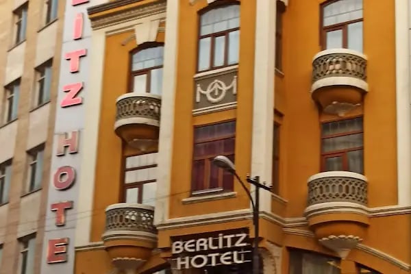 Berlitz Hotel - Resim 15