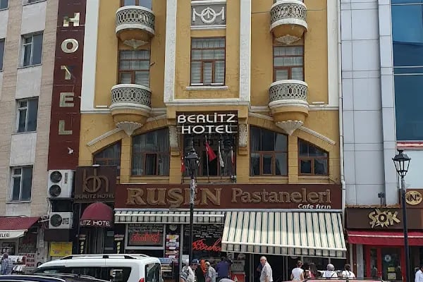 Berlitz Hotel - Resim 19