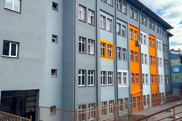 İstanbul-Esenler Şehit Muhammed Aksu Kız Anadolu İmam Hatip Lisesi - Resim 4