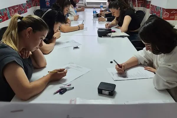 İNGİLİZ KÜLTÜR YABANCI DİL KURSU- Denizli Şubesi - Resim 15