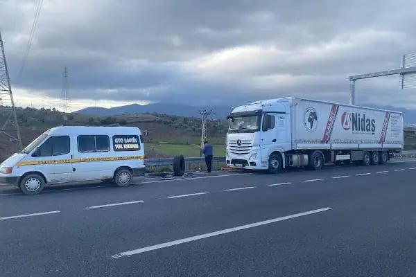 Otolas Lastik Yol Yardım 7-24 | OTO ERTEM TURGUTLU - Resim 8