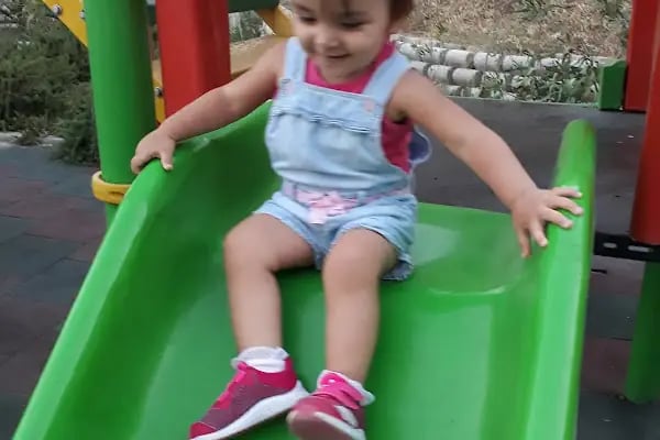 Doktorlar Sitesi Çamlık Evleri - Resim 8