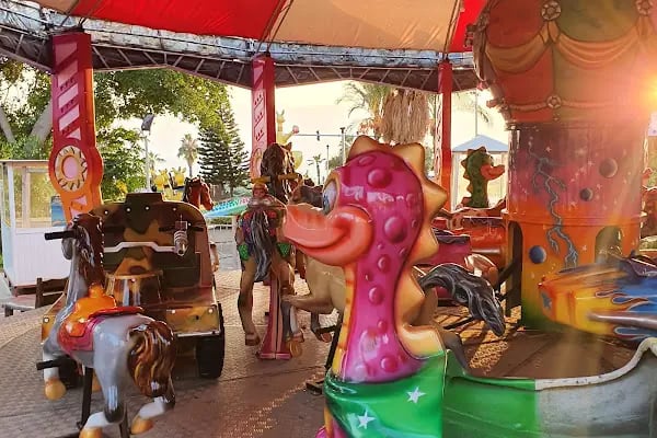 Alanya Lunapark - Resim 14