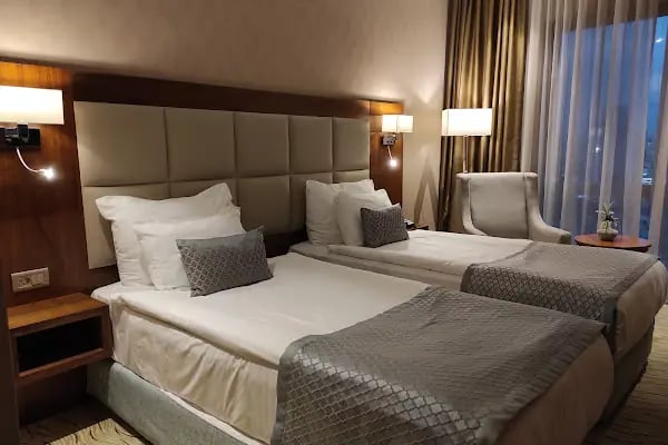Clarion Hotel Istanbul Mahmutbey - Resim 2