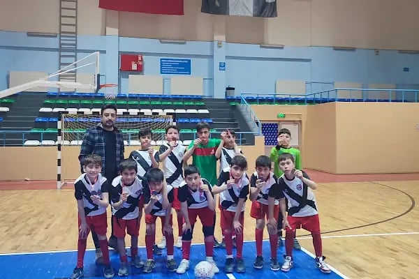 Arnavutköy Belediyesi Kapalı Spor Salonu - Resim 2