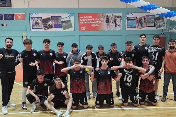 Arnavutköy Belediyesi Kapalı Spor Salonu - Resim 11