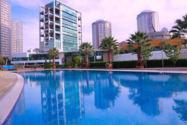 Sansai Spa Açık Yüzme Havuzu - Resim 1