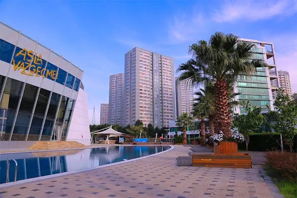 Sansai Spa Açık Yüzme Havuzu - Resim 2