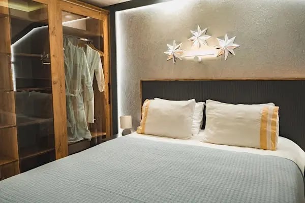 ONLY ONE SUITES - Resim 2