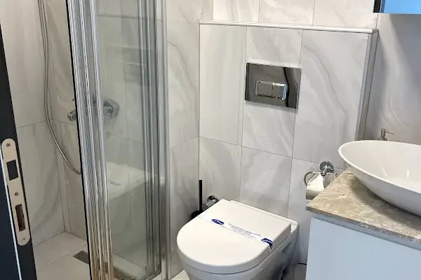 ONLY ONE SUITES - Resim 4