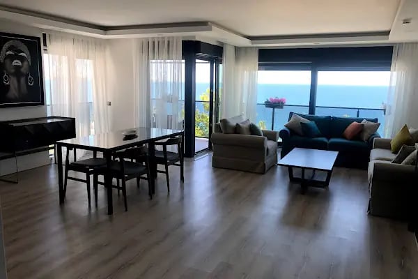 ONLY ONE SUITES - Resim 11