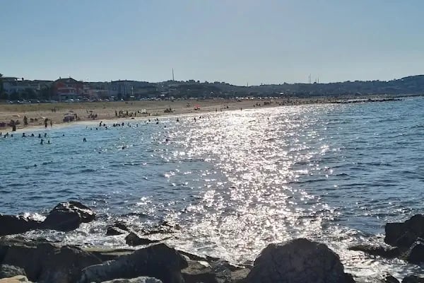 Karaburun Halk Plajı - Resim 3