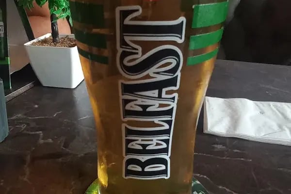 Match Box Cafe Pub - Resim 9