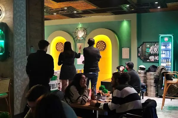 Match Box Cafe Pub - Resim 8