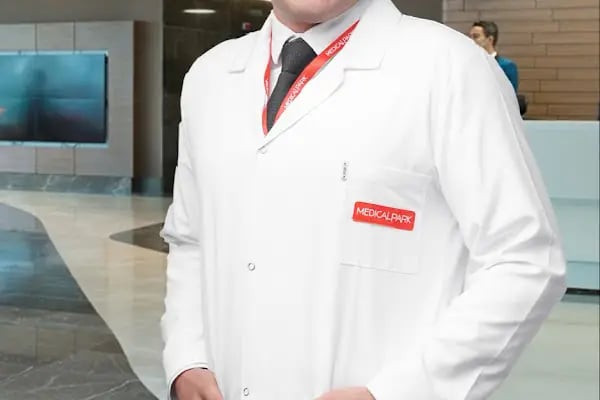 Op. Dr. Kerem Şencan | Ortopedi Doktoru | Ortopedi Uzmanı - Resim 1