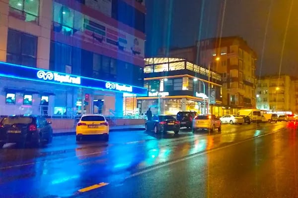Yapı Kredi - Çerkezköy Çarşı Şubesi - Resim 6